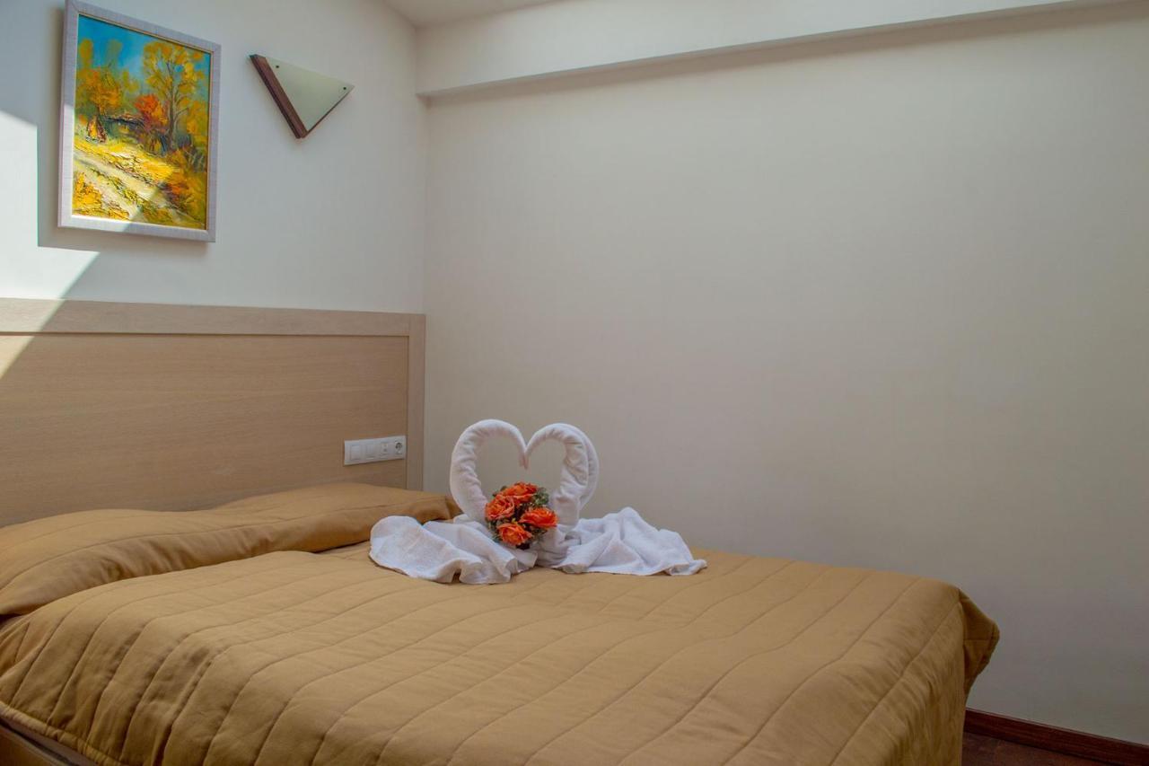 Winslow Infinity Aparthotel Bansko Exterior photo